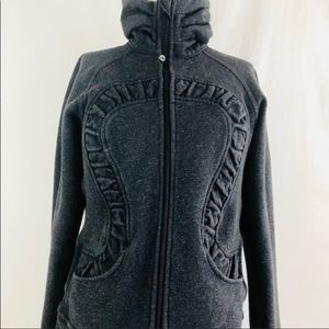 Lululemon cuddle up jacket in heathered black
